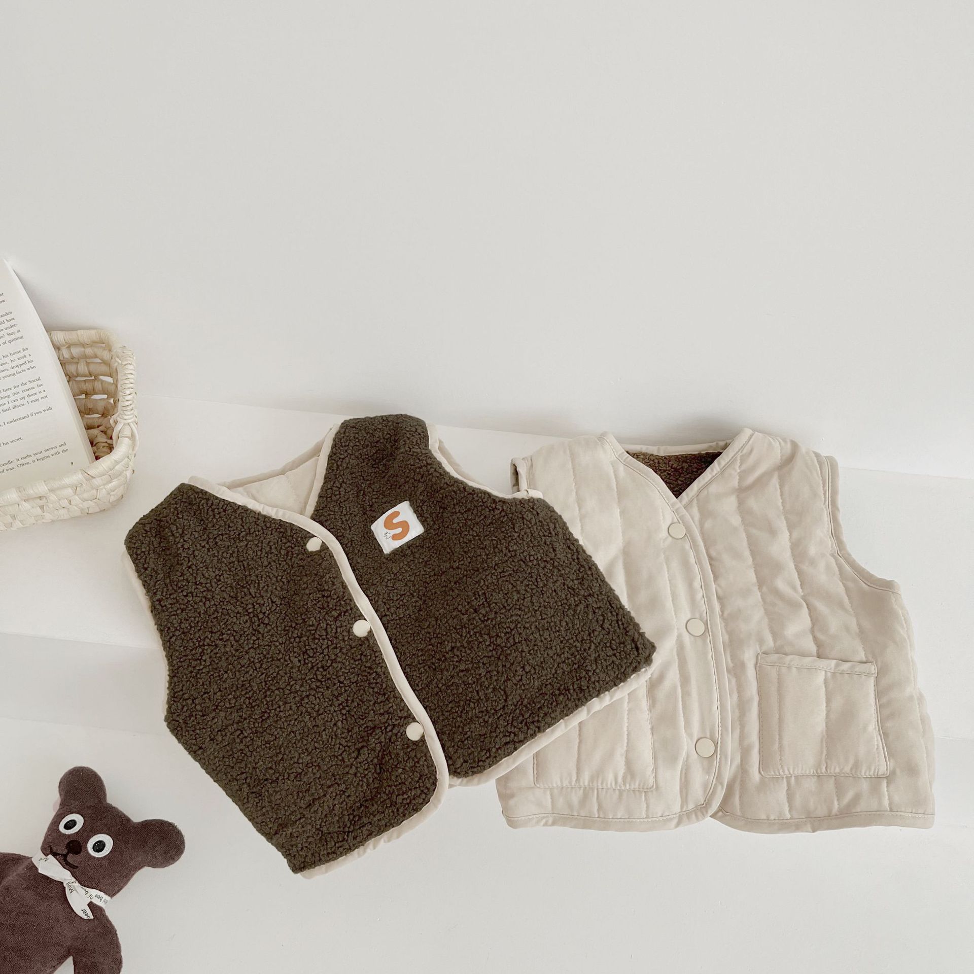 

Детский жилет для младенцев мальчиков и девочек, двусторонний, в стиле ретро, с бархатным плюшевым жилетом 90