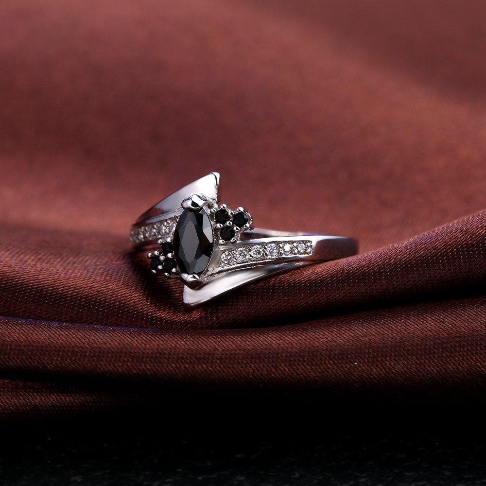 Zinc Alloy Sterling Zinc Alloy Color Engagement Ring Fashion Zircon Classic Style Austrian Crystal Prong Setting Women Girls Wholesale