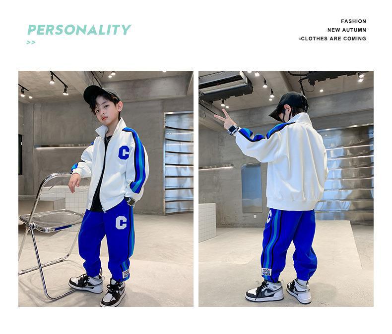 Chlapecký dvoudílný oblek v korejském stylu na jaro/podzim 2025: Pohledná ležérní sada bunda a mikina pro děti