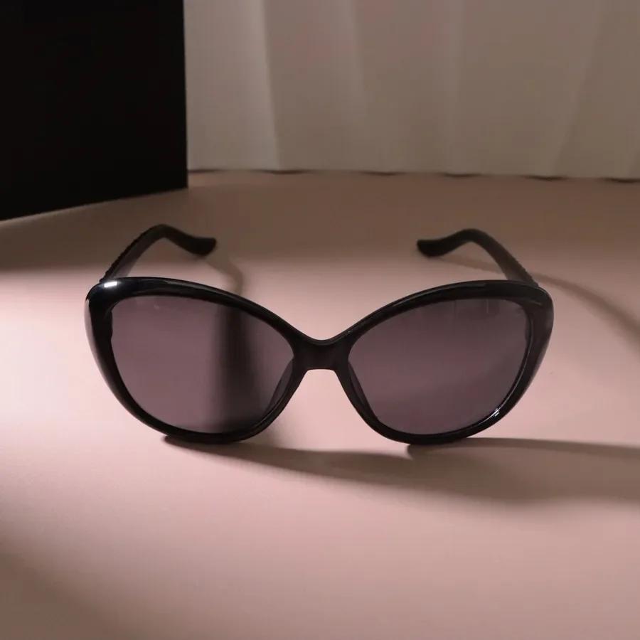 Vintage Cat Eye Sunglasses For Women Men Fashion Retro Minimalist Stylish Glasses Female Male