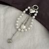 Elegant Heart Keychain Beads Key Pendant Heart Bag Decoration Alloy Texture Key Holder Suitable for Present Giving