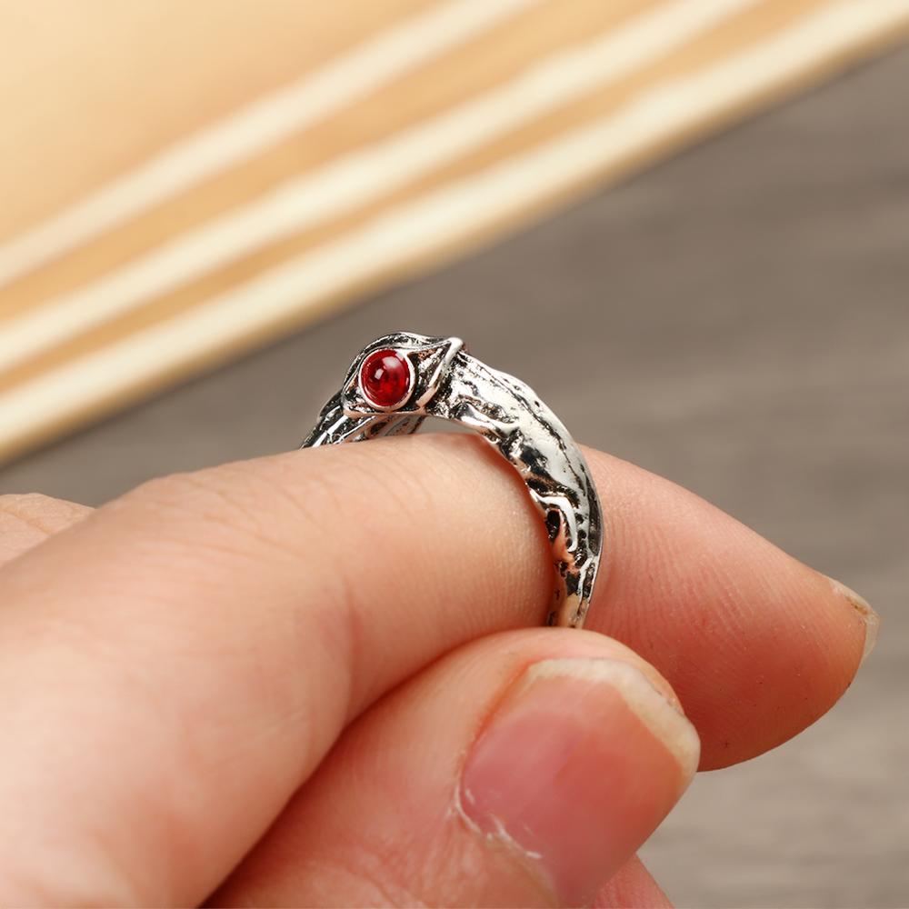New Lady Men Retro Personality Ring Chameleon Ring Lizard Jewelry