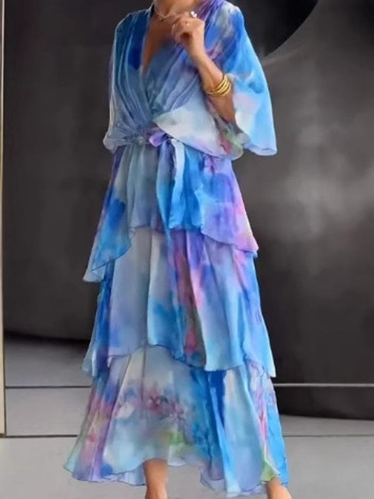 Neues gestuftes Kleid mit Farbverlaufsdruck