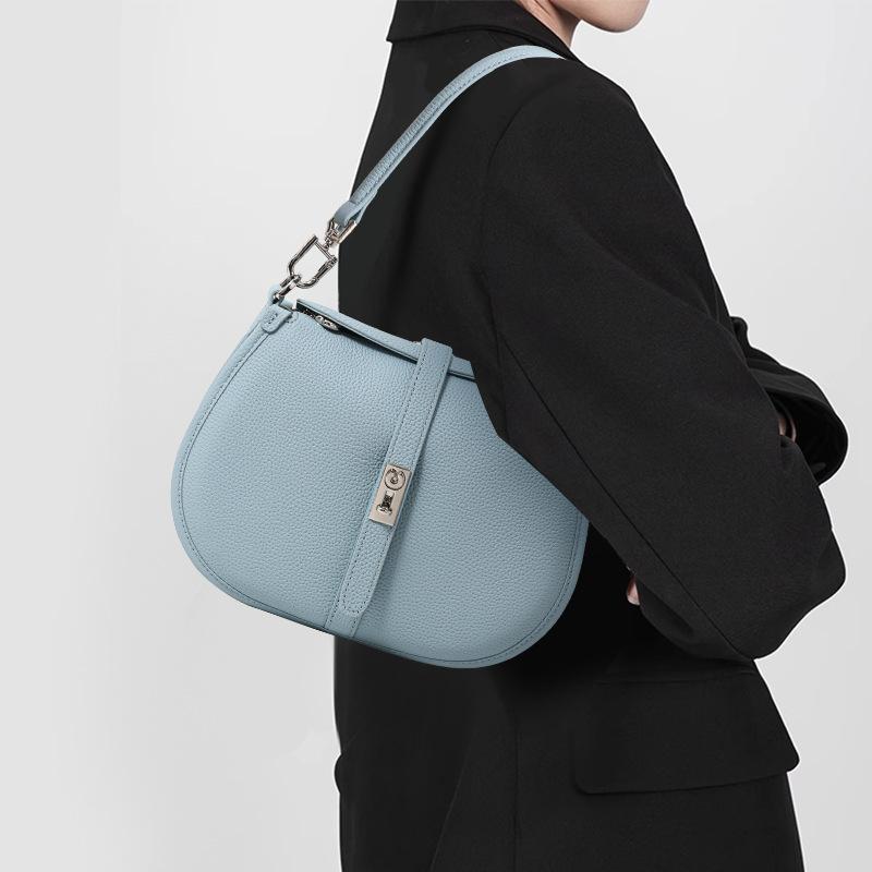 

Women s New Leather Bag Commuting Versatile Simple Single shoulder Underarm Bag