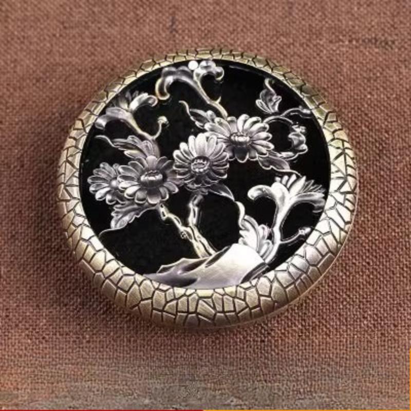 

Alloy Plum Orchid Bamboo Chrysanthemum Pattern Shape Circle Hollowed-out Incense Burner Simple Convenient Alloy Incense Burner