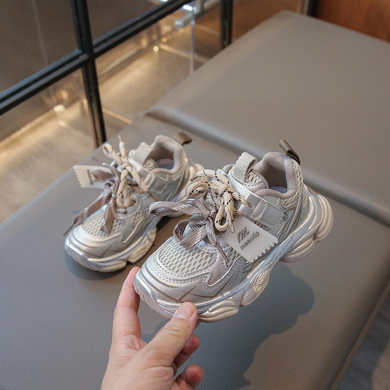Boys Shoes 2025 New Autumn Breathable Children's Running Sneakers Girls Popular Dad Shoes Older Children's Mesh Shoes