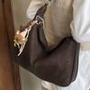 Fashionable large capacity crossbody bag winter new high-value tote bag shoulder bag commuter underarm bag