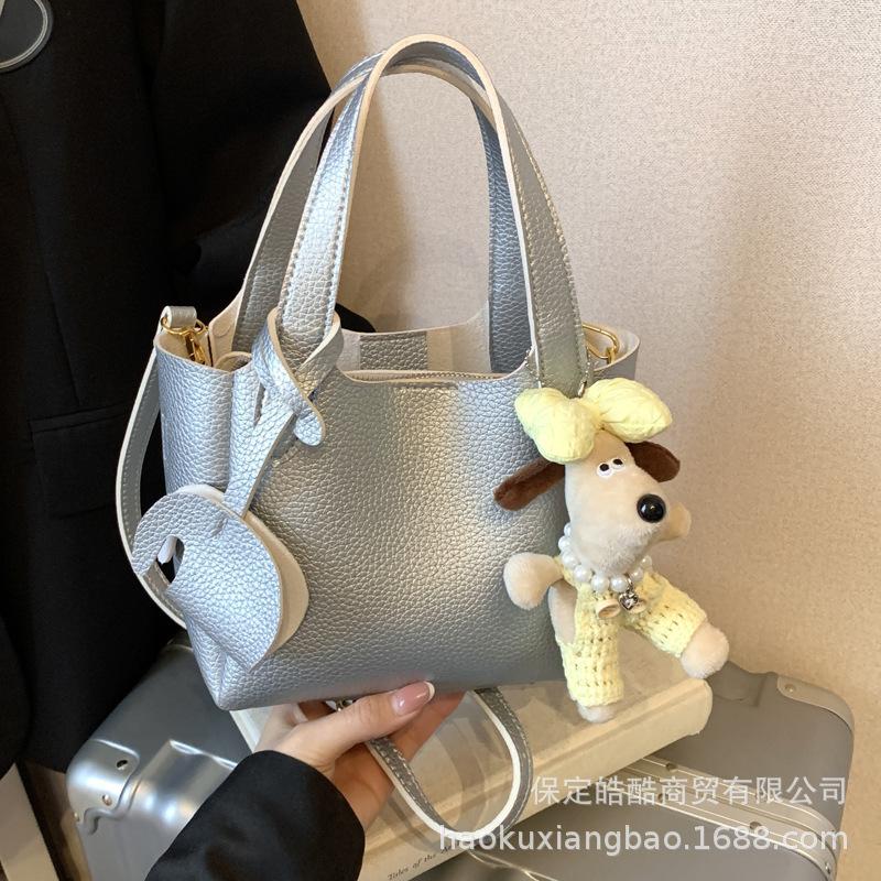 This year's popular small bag women's summer versatile 2025 new fashion shoulder messenger bag Korean version bucket bag