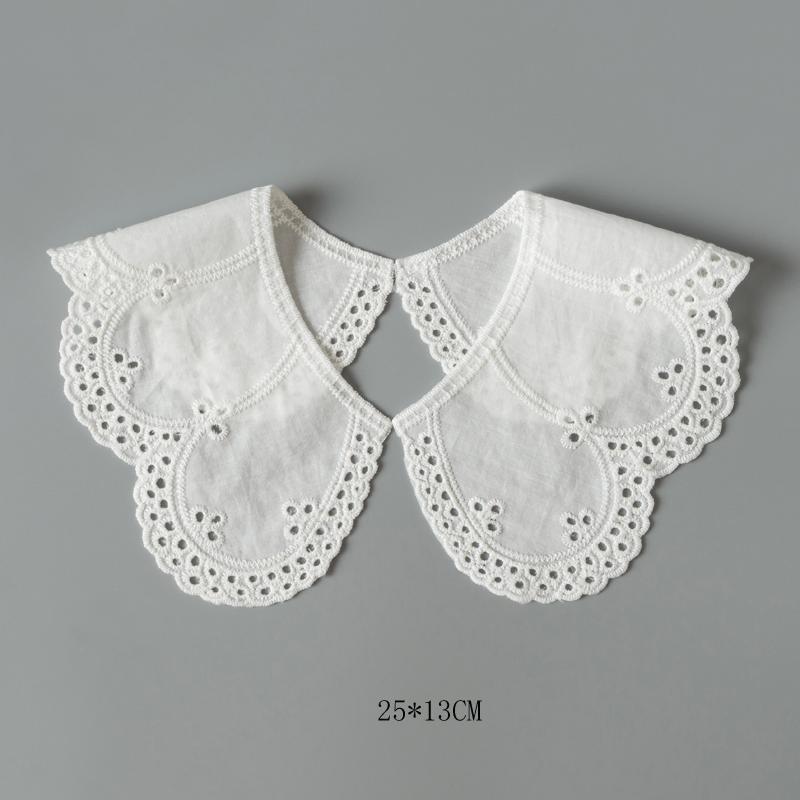 Lace Fabric Neckline Detachable Fake Collar DIY Breathable Scarf Around Neck Flower Sweet Hollow Comfortable Patch