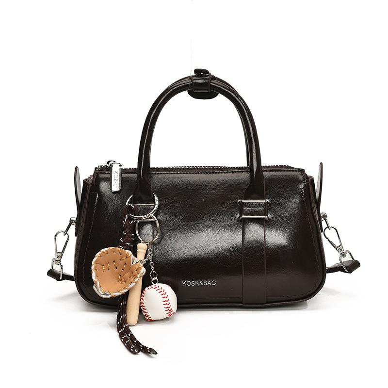 Super fire small bag women's autumn and winter retro 2025 new versatile shoulder messenger bag casual portable work tote bag