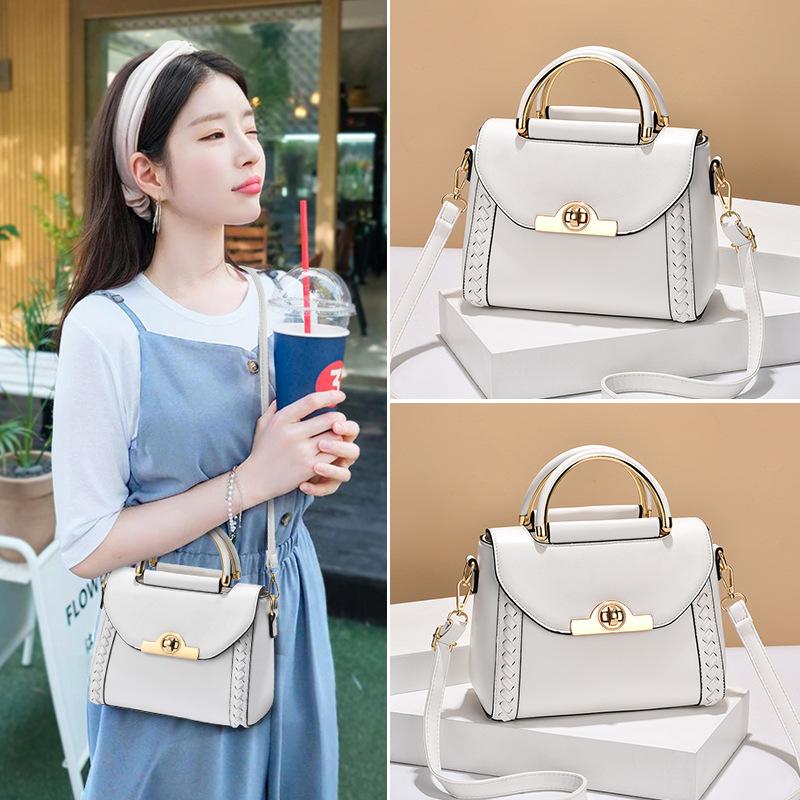 Bag Women's Summer Simple Foreign Texture Women's Handbag 2025 New Trendy Fashion Internet Celebrity Shoulder Messenger Bag