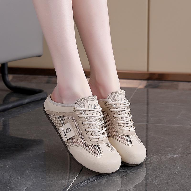 Flat-bottomed outer slippers women's 2025 summer new mesh breathable sports and leisure shoes non-slip women's shoes sandals 8588
