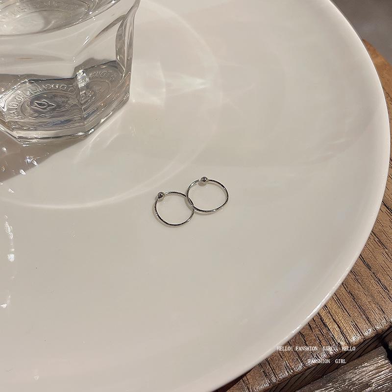 

Модные серьги-каффы без пирсинга для женщин — шикарный и универсальный стиль Large