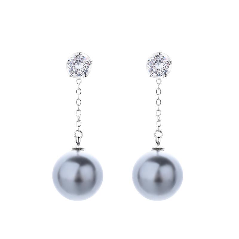 Náušnice s třásněmi z francouzských perel: Dámské luxusní náušnice s korunkou