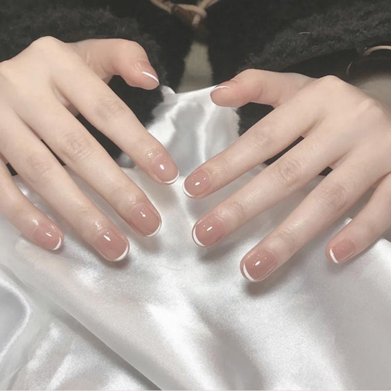 14 Stück/Blatt Drücken Sie auf den Nagel Französisch einfache gefälschte Nagellinie Nagelaufkleber fertige Maniküre Quick Nial