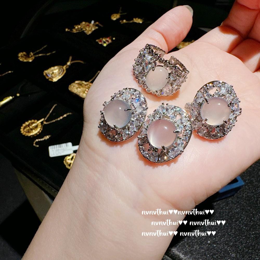 Lychee Frozen Egg-Shaped White Chalcedony Gypsy Gemstone Ring, Water Spirit, Concubine Smile White Chalcedony Zircon Earrings