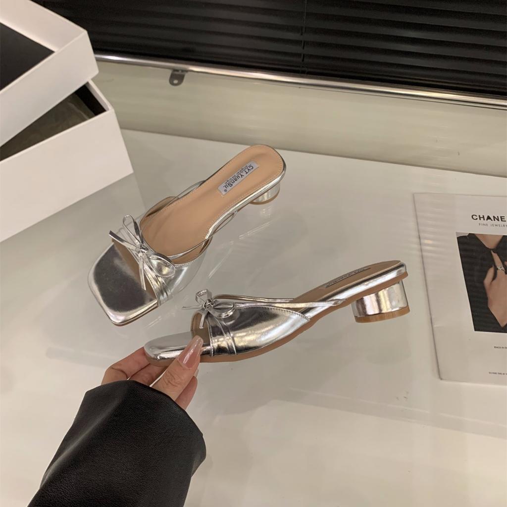 Thick heel bow French small cool slippers fairy shoes outer wear 2025 new summer skirt silver sandals