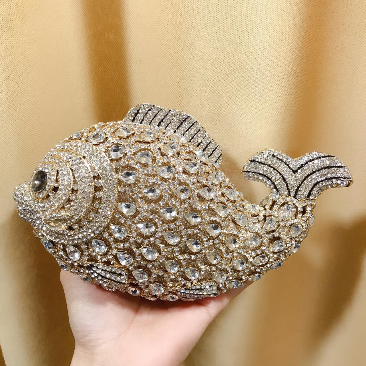 

Fish Shape White Rhinestone Evening Clutch Bag Gold Metal Women Diamond Mini Lipstick Money Wallet Party Prom Chain Clutches 24cmX15cmX7cm