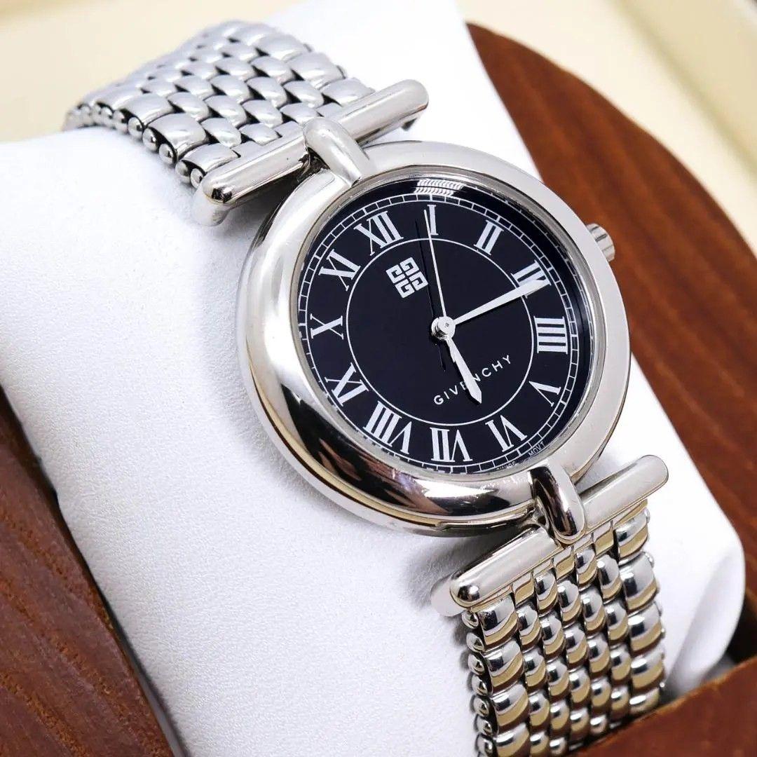 Used Operation GIVENCHY watch black dial Roman round 3783