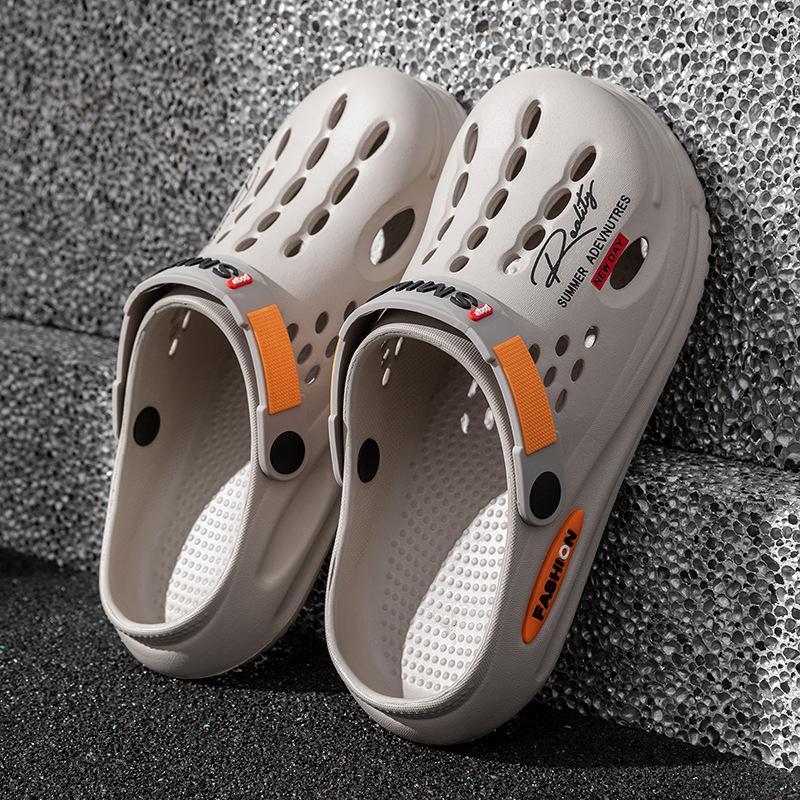 Fashion EVA Clogs Breathable Non-Slip Beach & Garden Sandals with Adjustable Strap