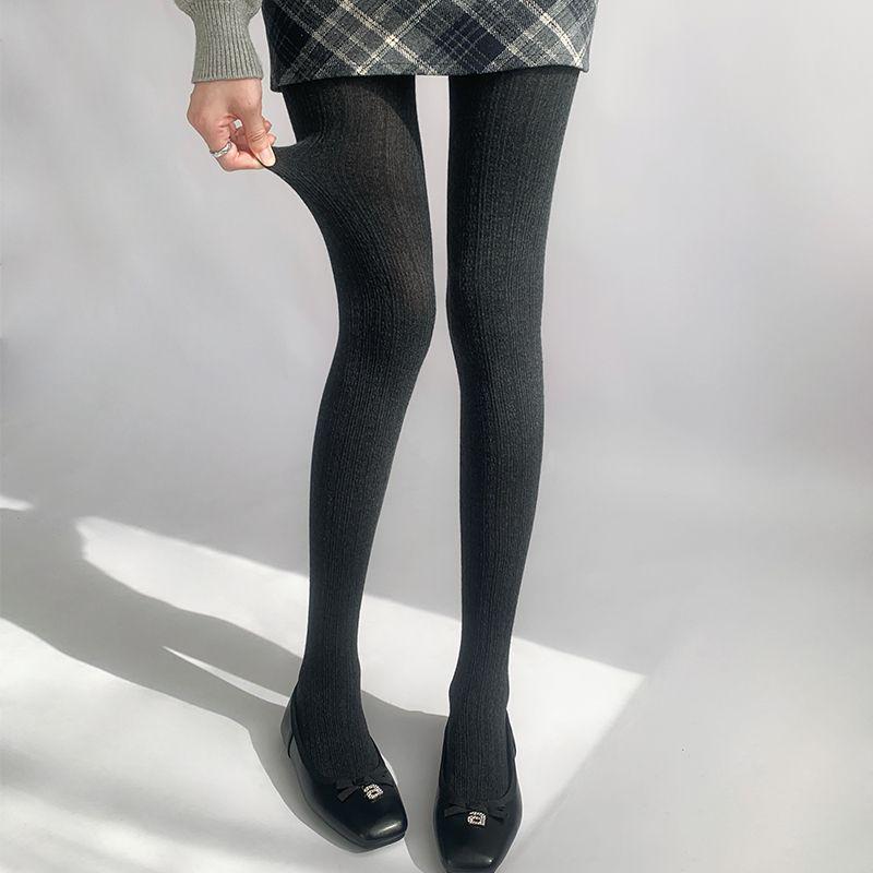 

Girls Retro Cable Knit Gray Tights - Thickened Autumn/Winter JK Style Socks with White Base Layer. One Size [80-155 lbs]