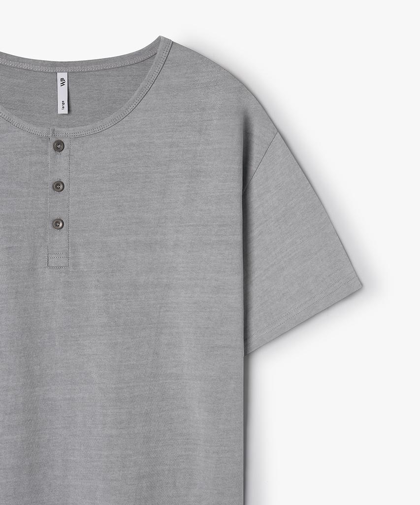 WEST GRAND BOULEVARD Halo Pigment Henley Neck T-Shirt Ash Grey