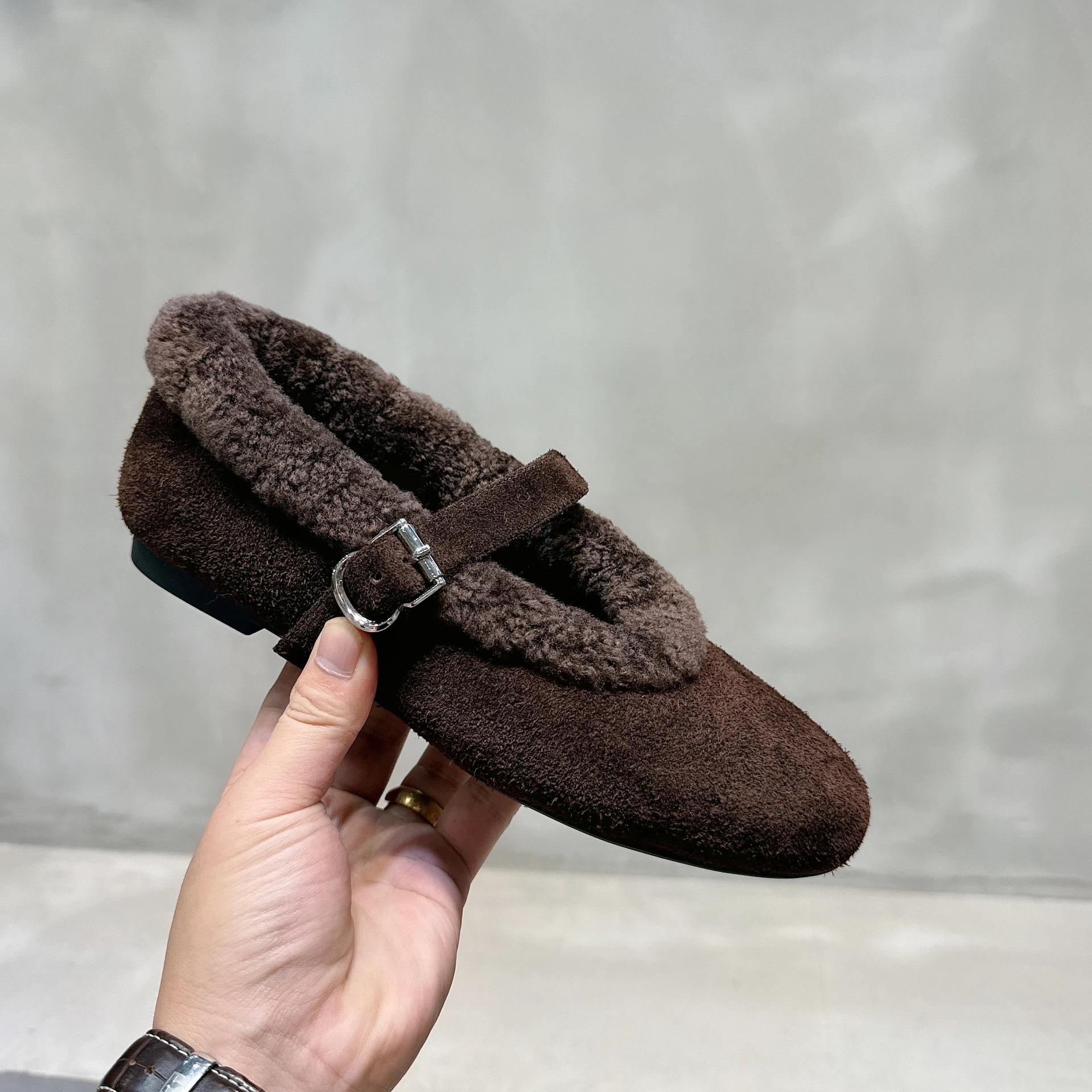 

Sheepskin version~ Retro fur integrated shallow mouth word with Mary Jane single shoes women s winter plush flat-soled fluffy shoes 40