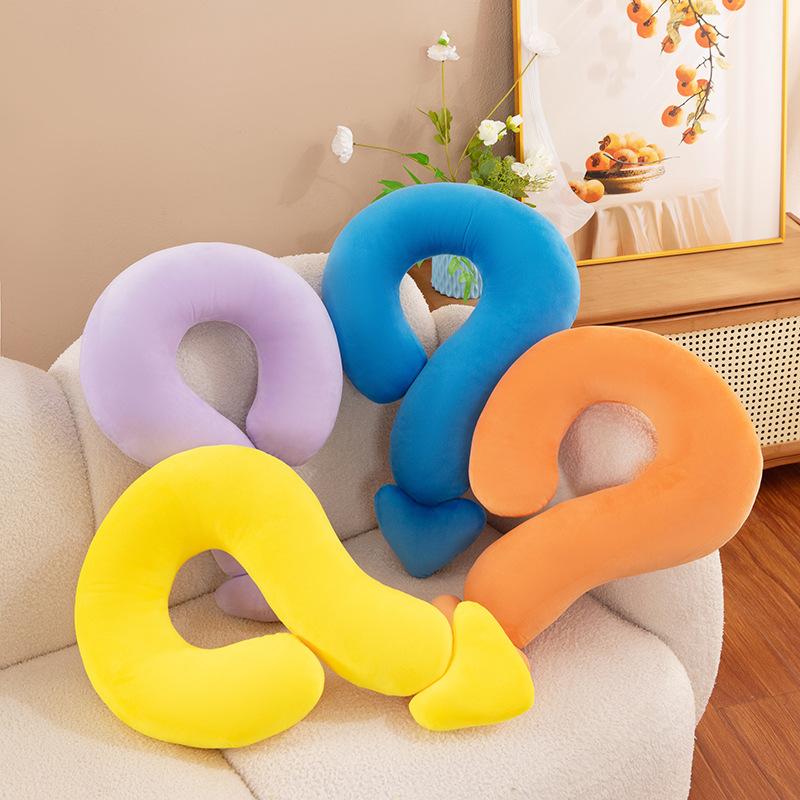 Love Heart-shaped U-shaped Pillow Nap Pillow Plush Doll Plush Toys Student Dormitory Airplane Travel Send Girlfriend Neck Pillow