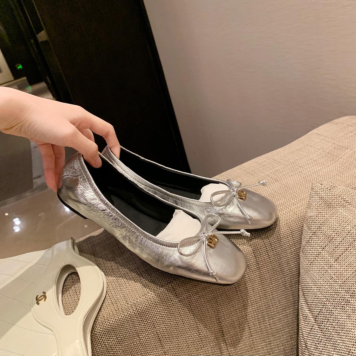 

Leather version grape mother super soft sheepskin square round head shallow mouth versatile commuter bow single shoes women s flat shoes 40