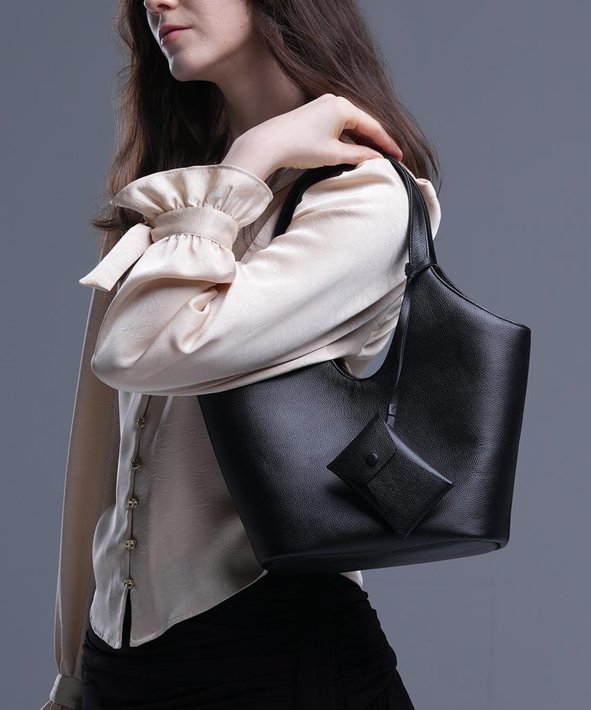Eino Applinja Bag _ Black