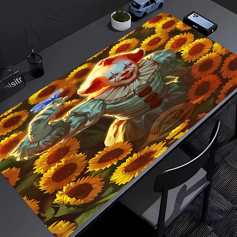 Pennywise the Dancing Clown2 Mouse Pad - Non-Slip Rubber Base, Smooth Surface for Work,Gaming,Office,And Home Use, Desk Mouse Pad