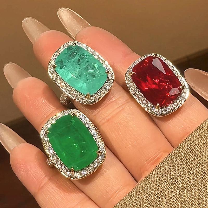 Huamei Šperky Prsten Simulace Červený Korund Smaragd Zirkon Dámský Vysoká Kvalita Lehký Luxus Retro