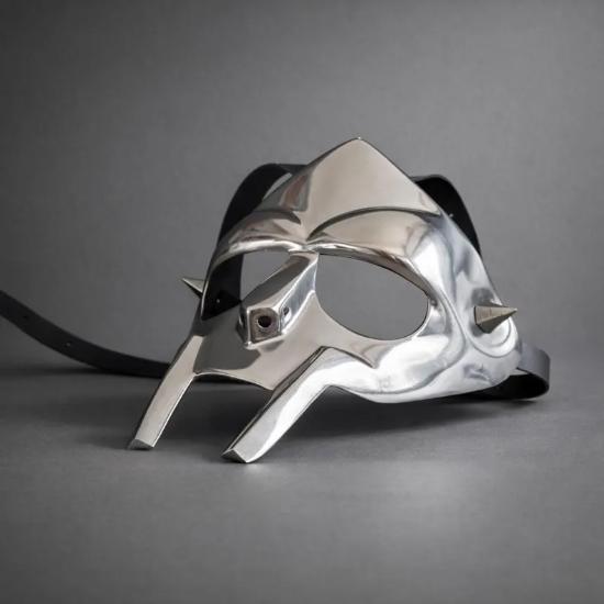 MF DOOM Inspired Gladiator Mask – Handmade Mirror Finish Metal Face Armor for Cosplay & Display