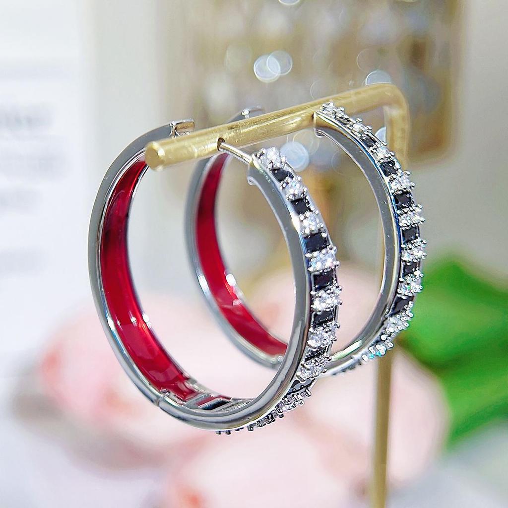 CMM Svarte og Hvite Zirkon Sirkel Ørekroker Europeisk og Amerikansk Stil Smykker Store Ørestikker for Kvinner