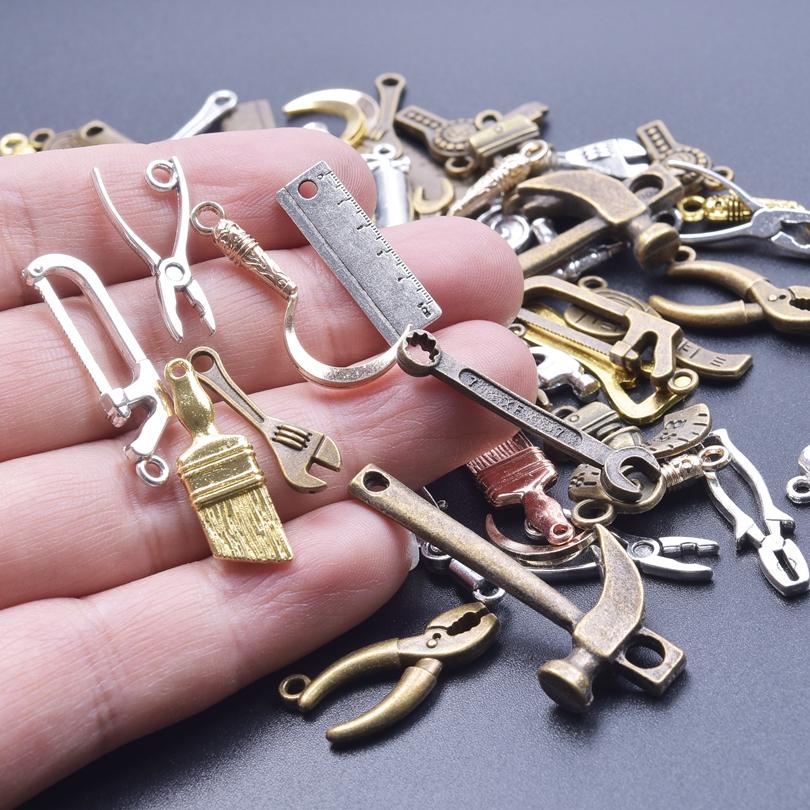 30pcs/Lot Random Mix Vintage Silver/Gold Color Bright/Matte Cute Metal Charms For Jewelry Making Supplies Butterfly Pendant Bulk