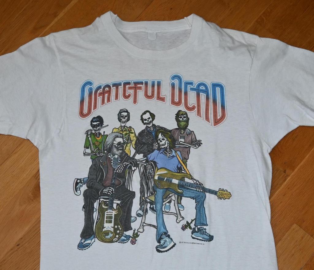 1980's The GRATEFUL DEAD vintage original Rare! 1987 Concert Tour rock band tee t-shirt (M/L) Large 70's 80's Jerry Garcia tshirt Vtg GiFT