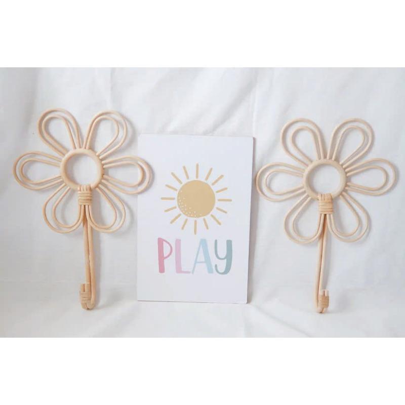 Country Style Flower Rattan Wall Hooks - Handmade Natural Hangers Decorative Home Accessories for Rustic Household Wall Storage