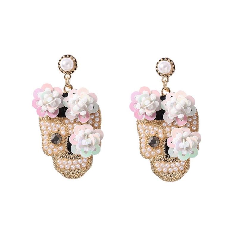 Trendsetting Zircon Studded Skull Ear Studs Delicate Skull Shaped Earrings with Zircon Inlay for a Distinctive Look