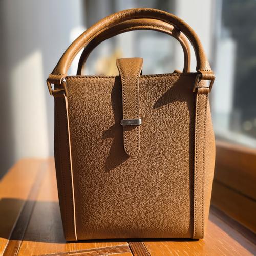 Korean-Made Handmade Handy Bucket Bag by ALTBiSON