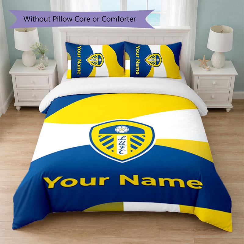 Leeds United Set Biancheria da Letto Personalizzato con Nome Testo 1 Copripiumino+2 Federe Logo Calcio Regalo Personalizzato per Occasione Speciale Decorazione Camera da Letto