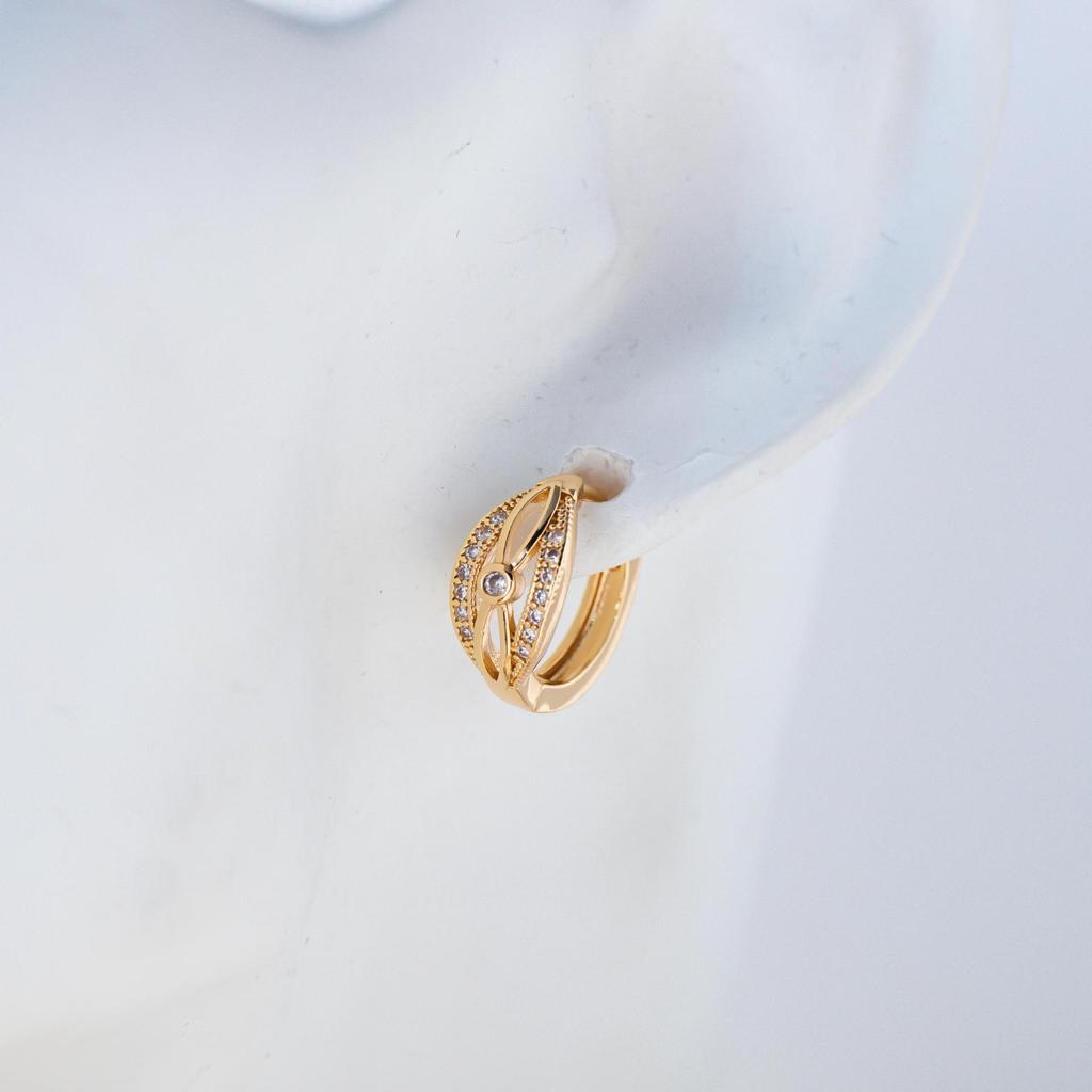 Cross Fashion Light Luxury Zirconia Petal Earrings