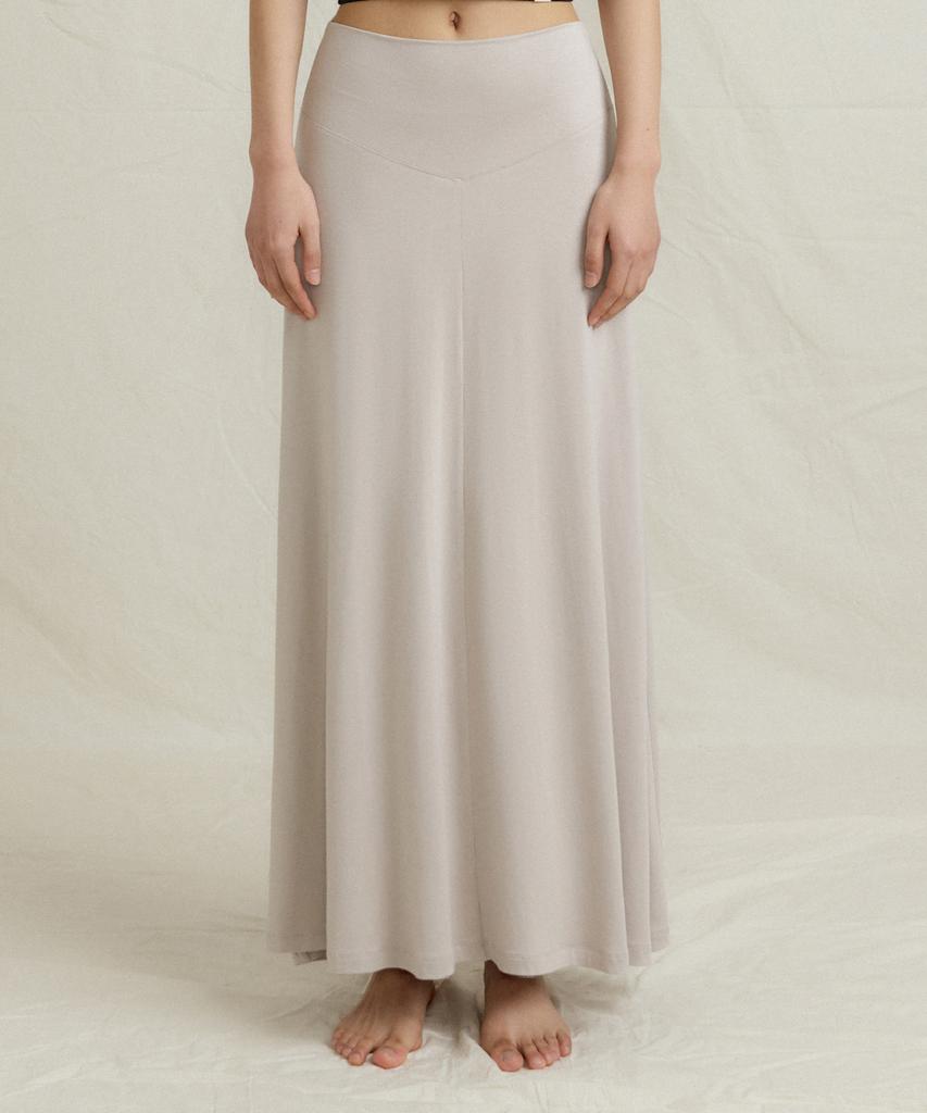 Front To Line Banda Soft Maxi Skirt