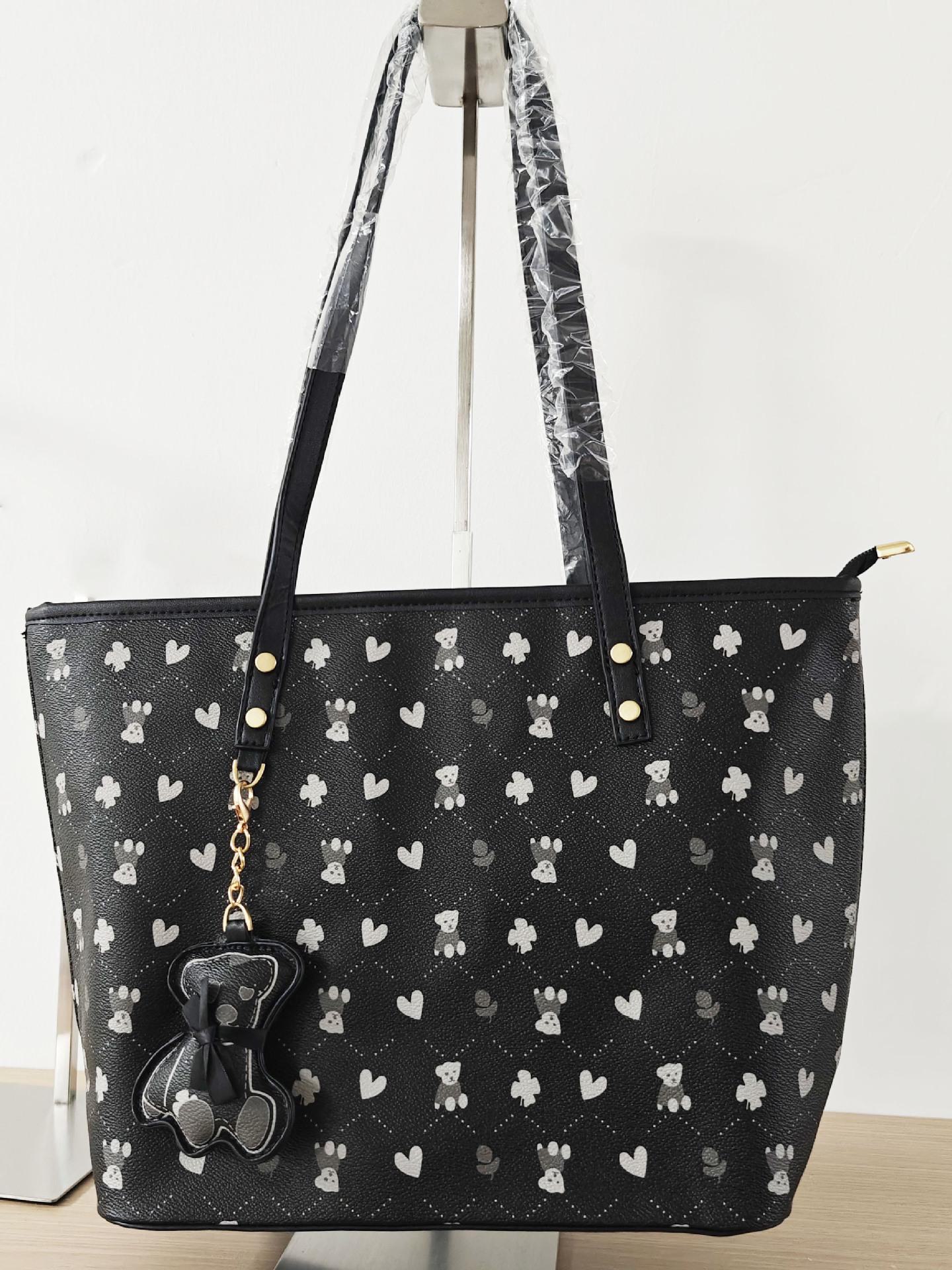 

Вместительная студенческая сумка-тоут для женщин - Сумка 2024 года для занятий и поездок pendant чёрный