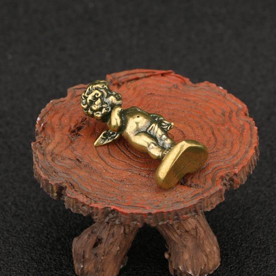 Lindo adorno de Cupido de Eros, líneas claras, ornamental portátil