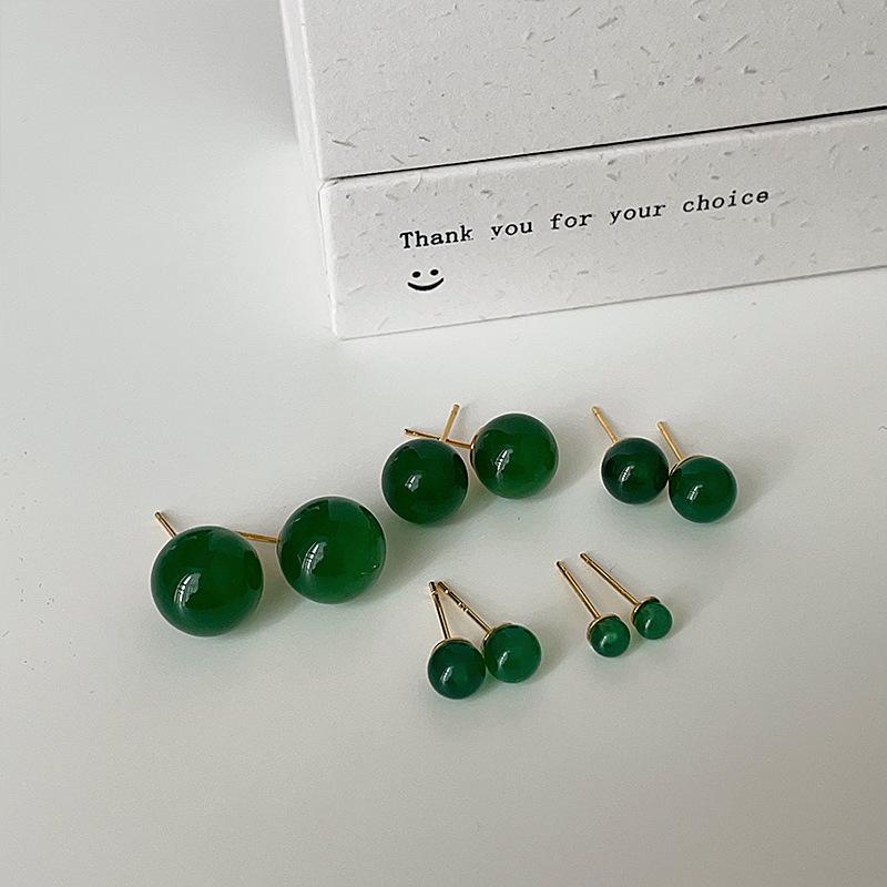 Nationalstil Retro Natürliche Grüne Achat Kugel Ohrstecker Damen Nische Einzigartige Persönlichkeit Frisch Und Modisch Vielseitige Ohrringe