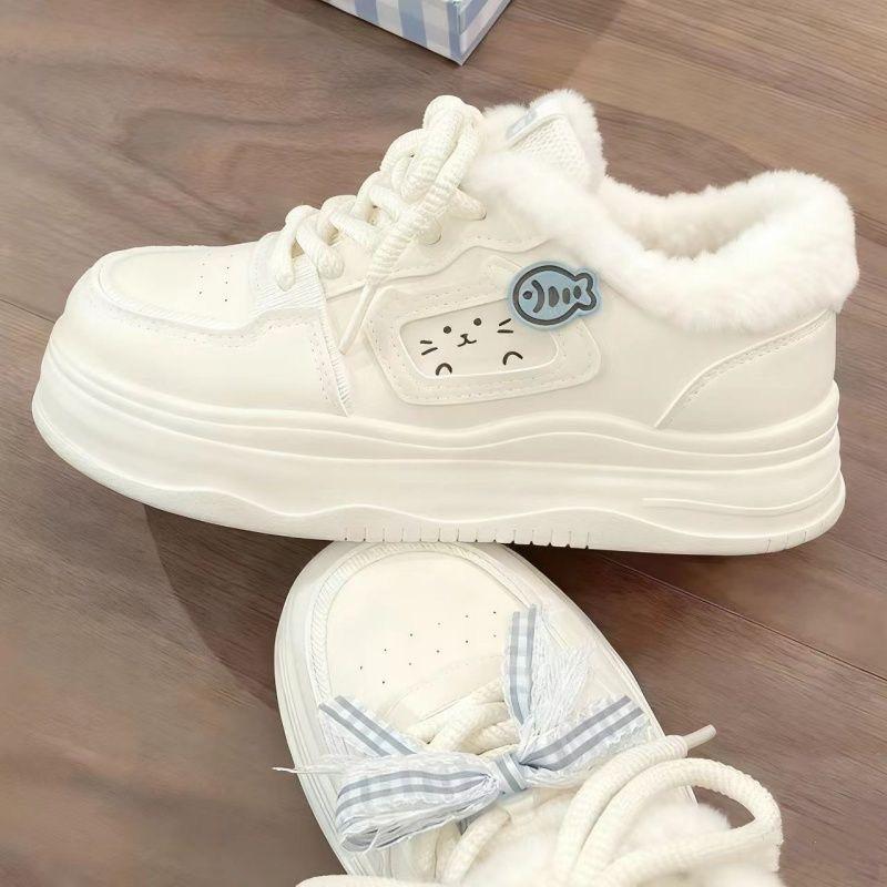 Milk fufu velvet little white shoes female cute niche versatile casual sports board shoes 2 new two cotton bread shoes