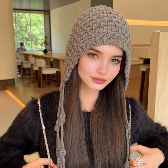 Women Crochet Slouchy Skull Cap with Tassel Handwoven Textured Knit Hat Ethnic Style Fringed Hat for Autumn Winter