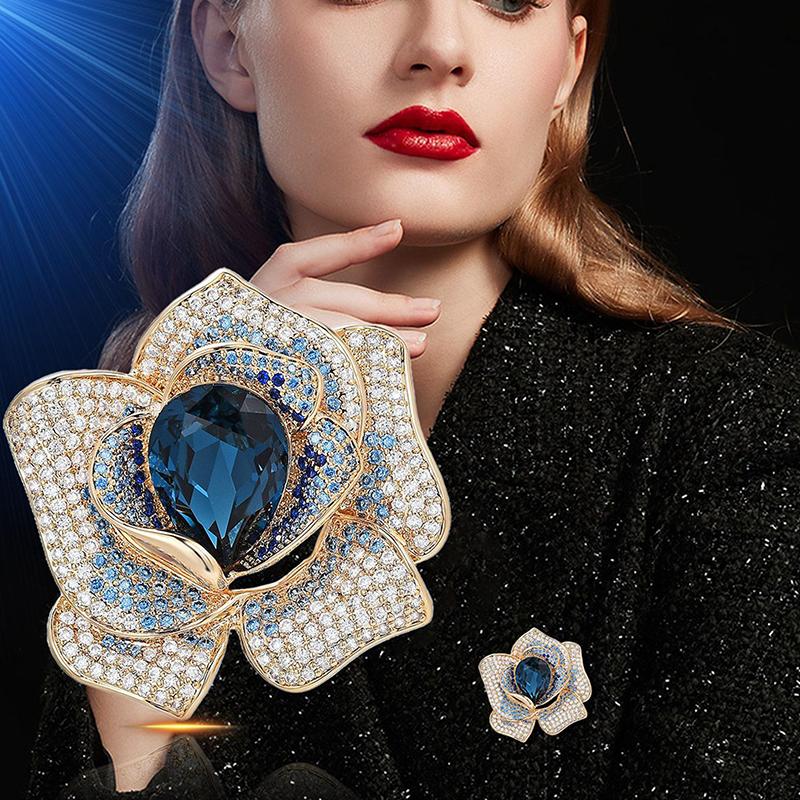 Modische Exquisite Strass Kristall Blume Brosche für Damen Kleidung Mantel Schmuck Accessoires Geschenke