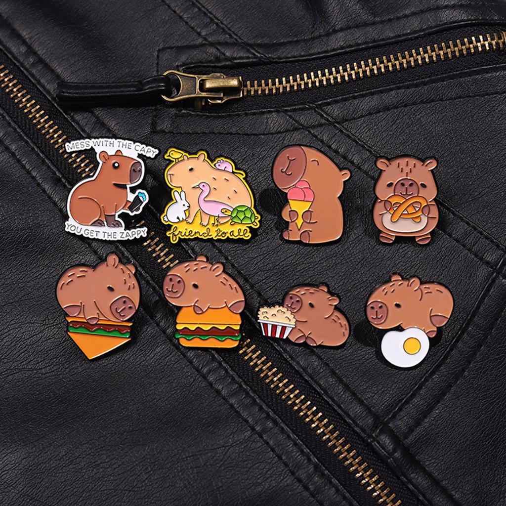 8 Stück Capybara Anstecknadeln Tierabzeichen für Rucksack- oder Kleiderdekoration Handgefertigter Statement-Schmuck für Frauen