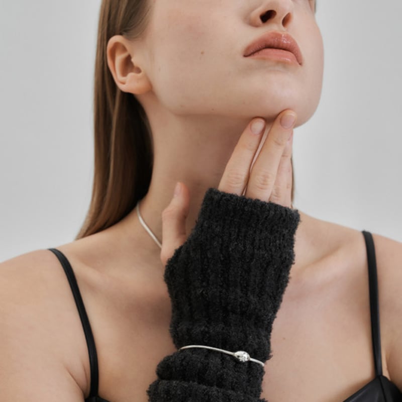 OOV EGG 03 B (Silver)